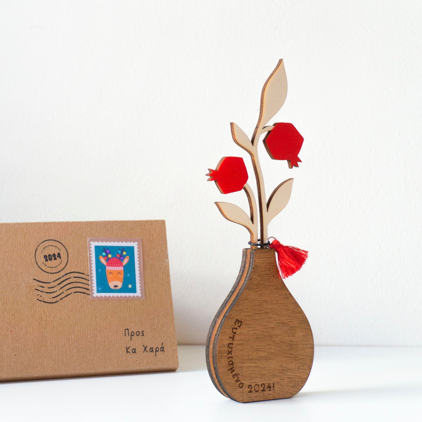 Wooden lucky charm 2026 with dedication - Pomegranate