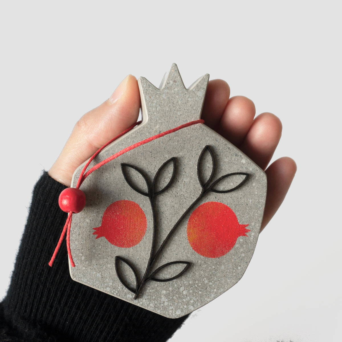 γκρι ρόδι τσιμέντο γούρι 2027 minimal concrete Christmas ornament