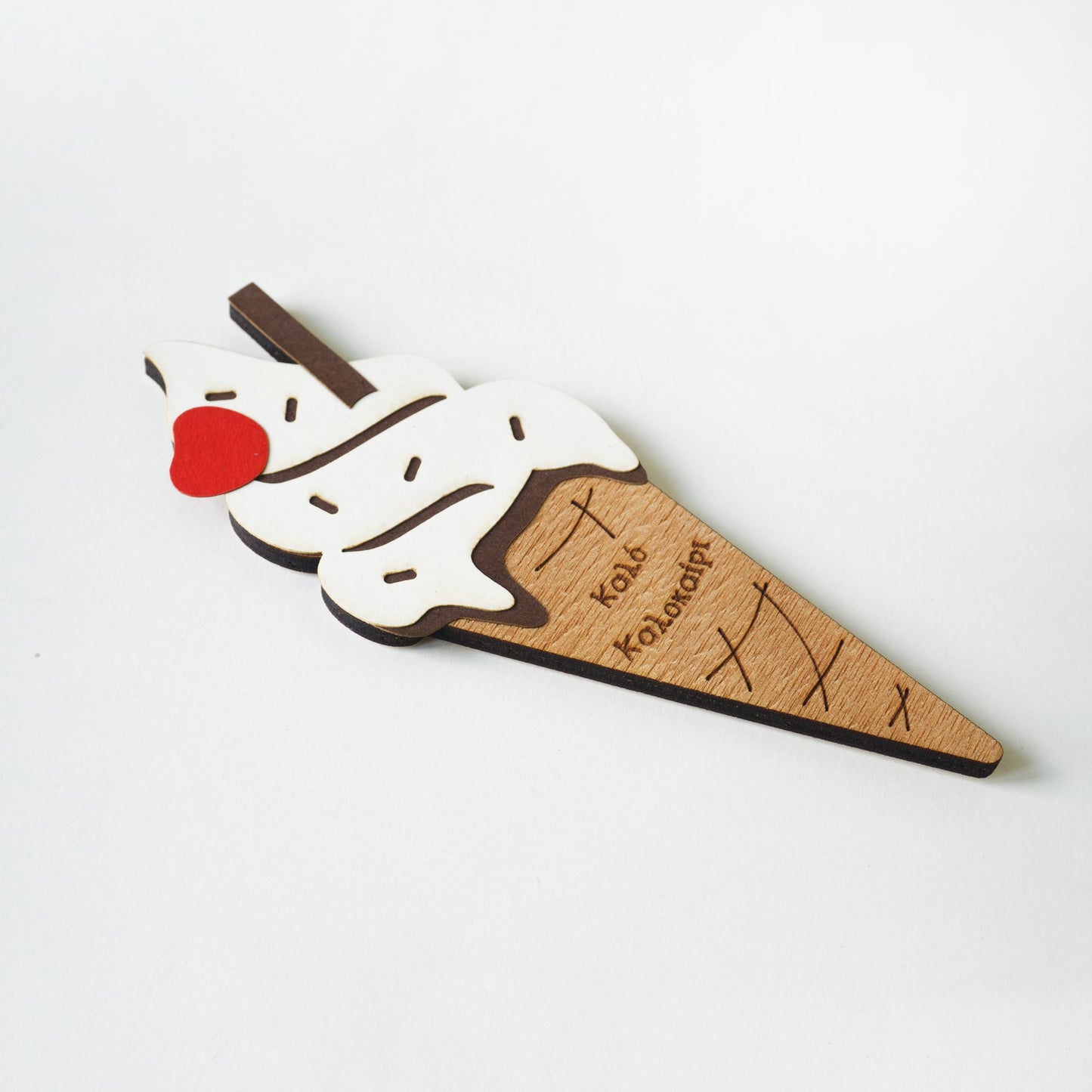 Wooden ice cream magnet